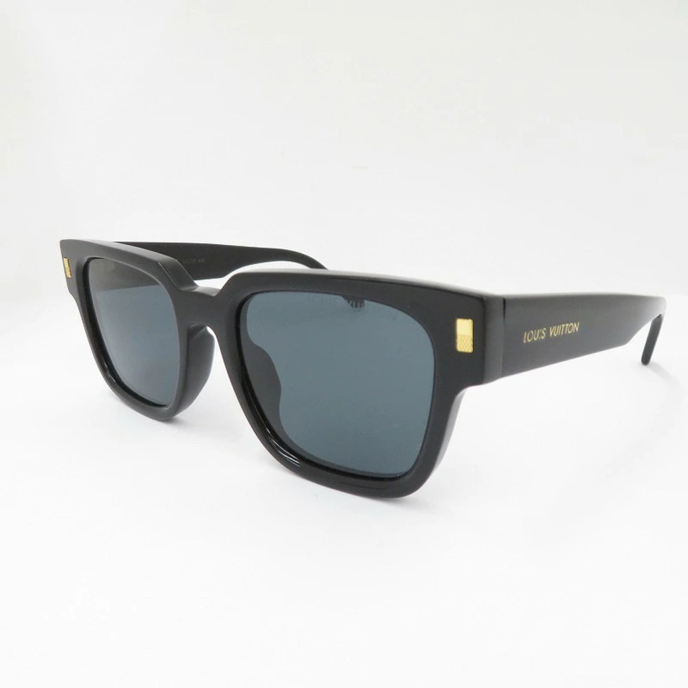 LOUIS VUITTON Sunglasses LV Escape Square Black